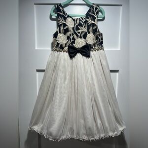 American Princess Girls Size 6 Black Gold Ivory Floral Party Dress Tulle Formal